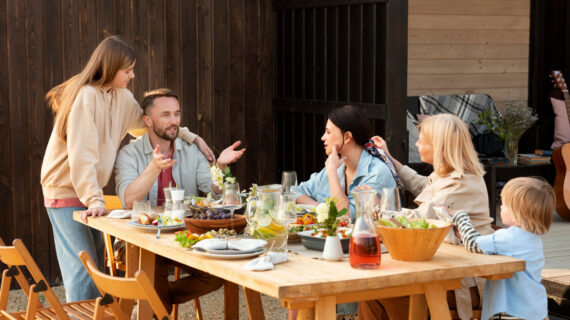 Panduan Memilih Restoran untuk Acara Keluarga: Tips dan Trik yang Perlu Kamu Tahu